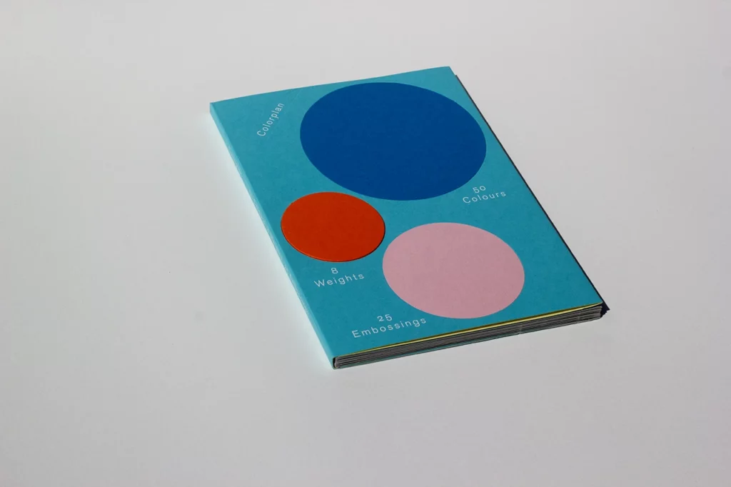 Nuancier de papier de création de la gamme Colorplan de chez GF Smith